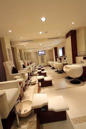 The Nail Spa (TNS) near Sobha Realty Metro Station – Beauty Salon in Dubai,  21 reviews, prices – Nicelocal